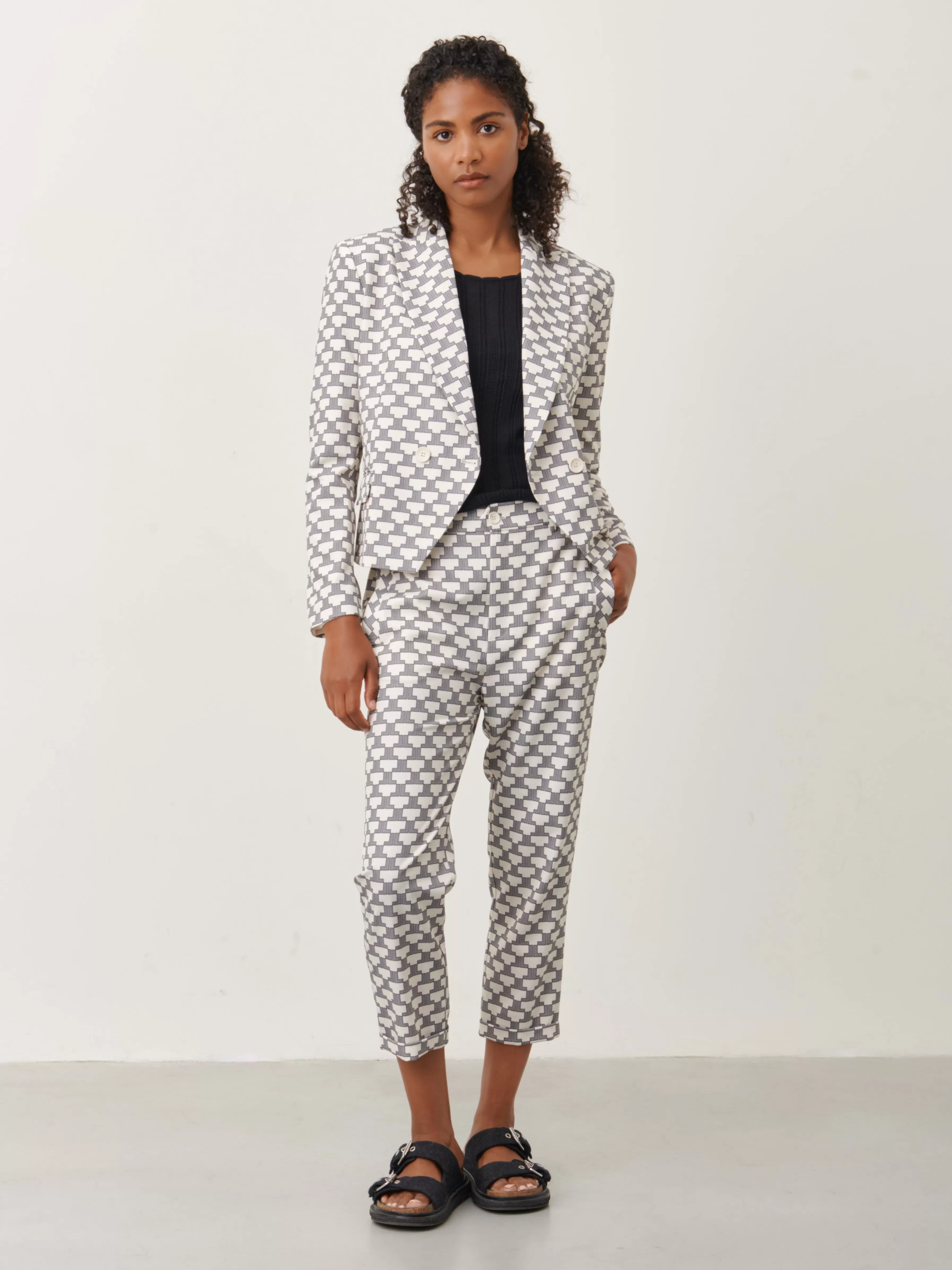 Blazers>Jane Lushka Bart Blazer | White Black