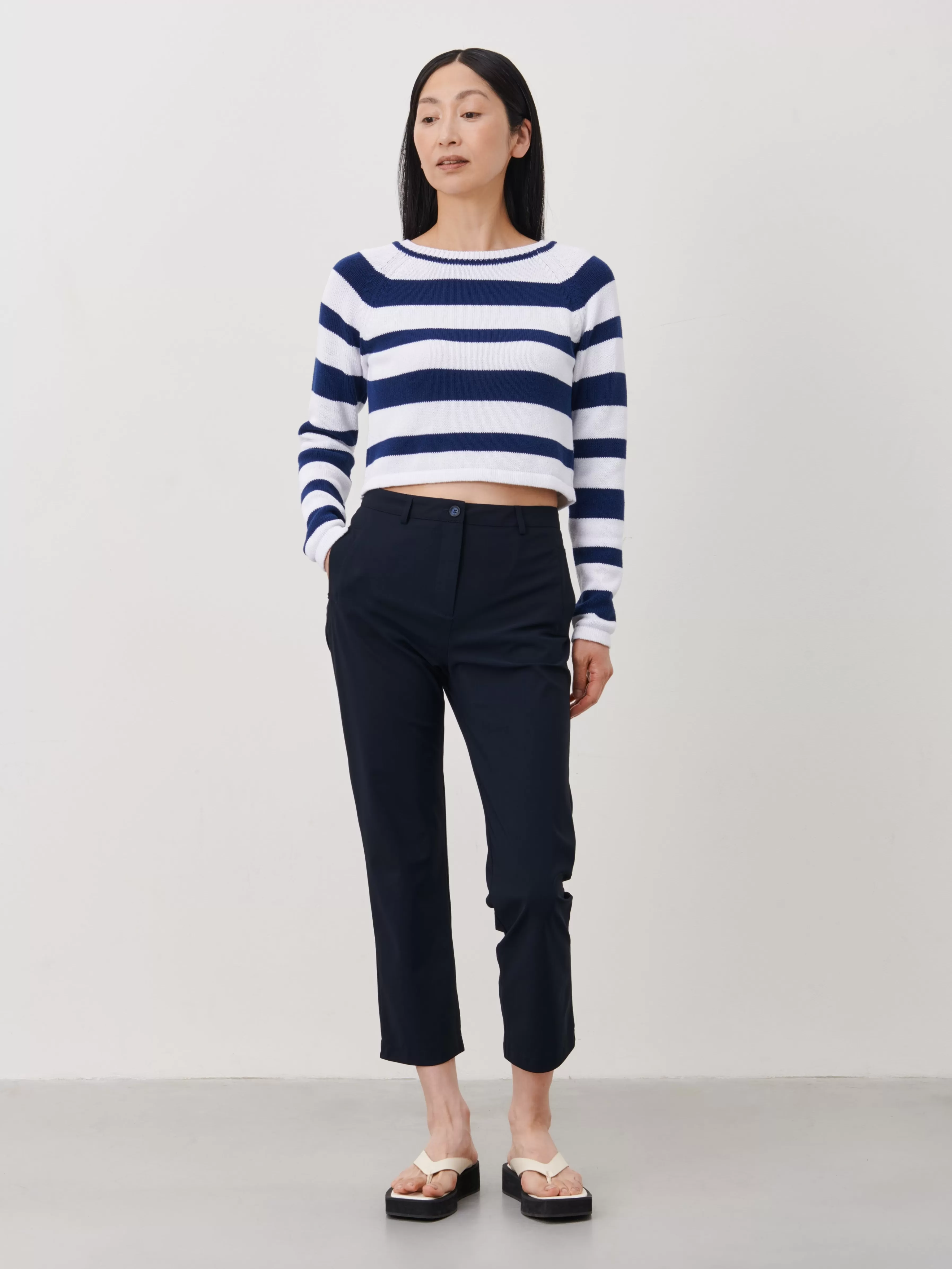 Truien & Vesten>Jane Lushka Crop Pullover 2015A1 | Light Blue