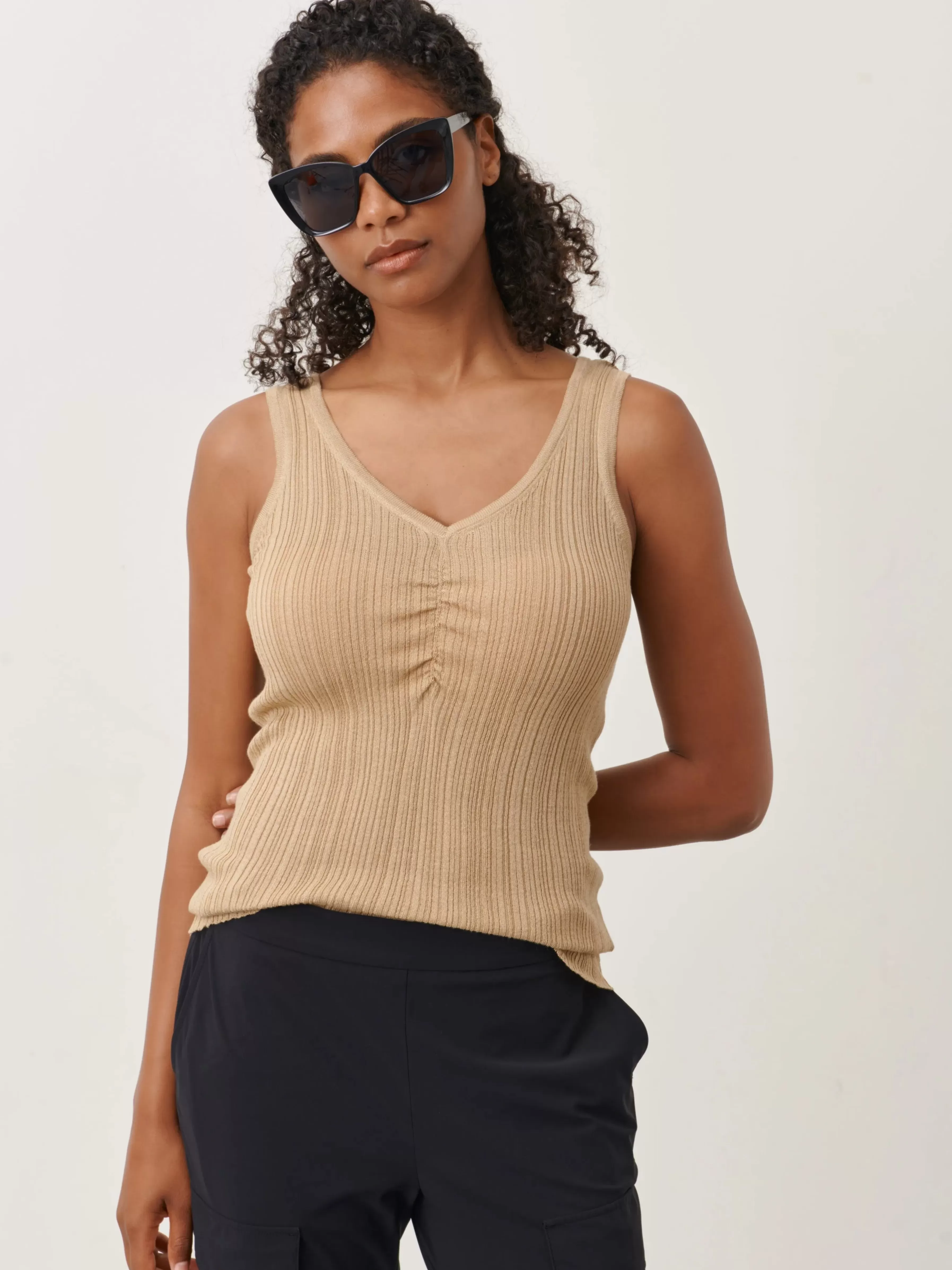 Tops | Truien & Vesten>Jane Lushka Narnali Vest | Beige