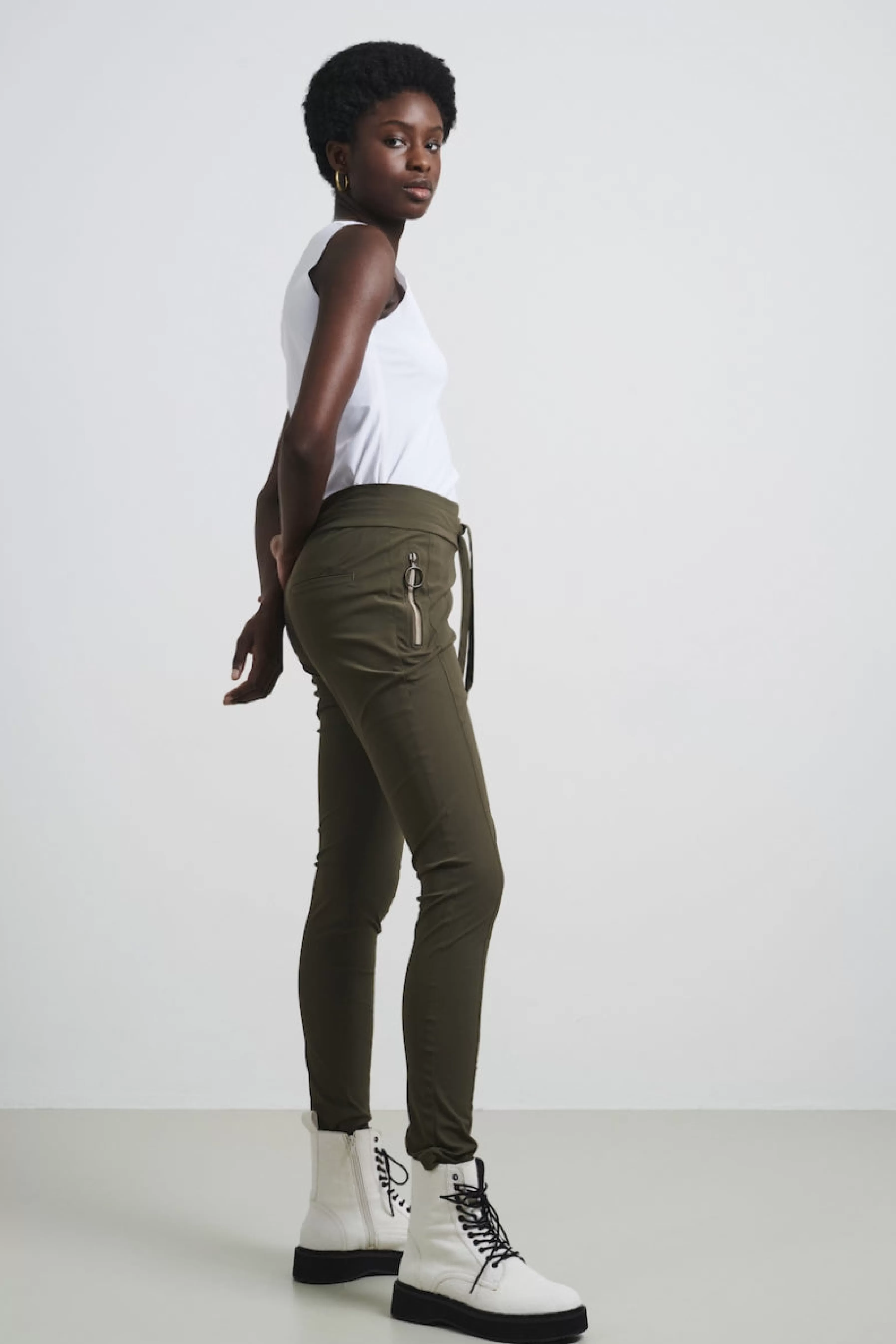 Best basic>Jane Lushka Pants Anna Technical Jersey | Army