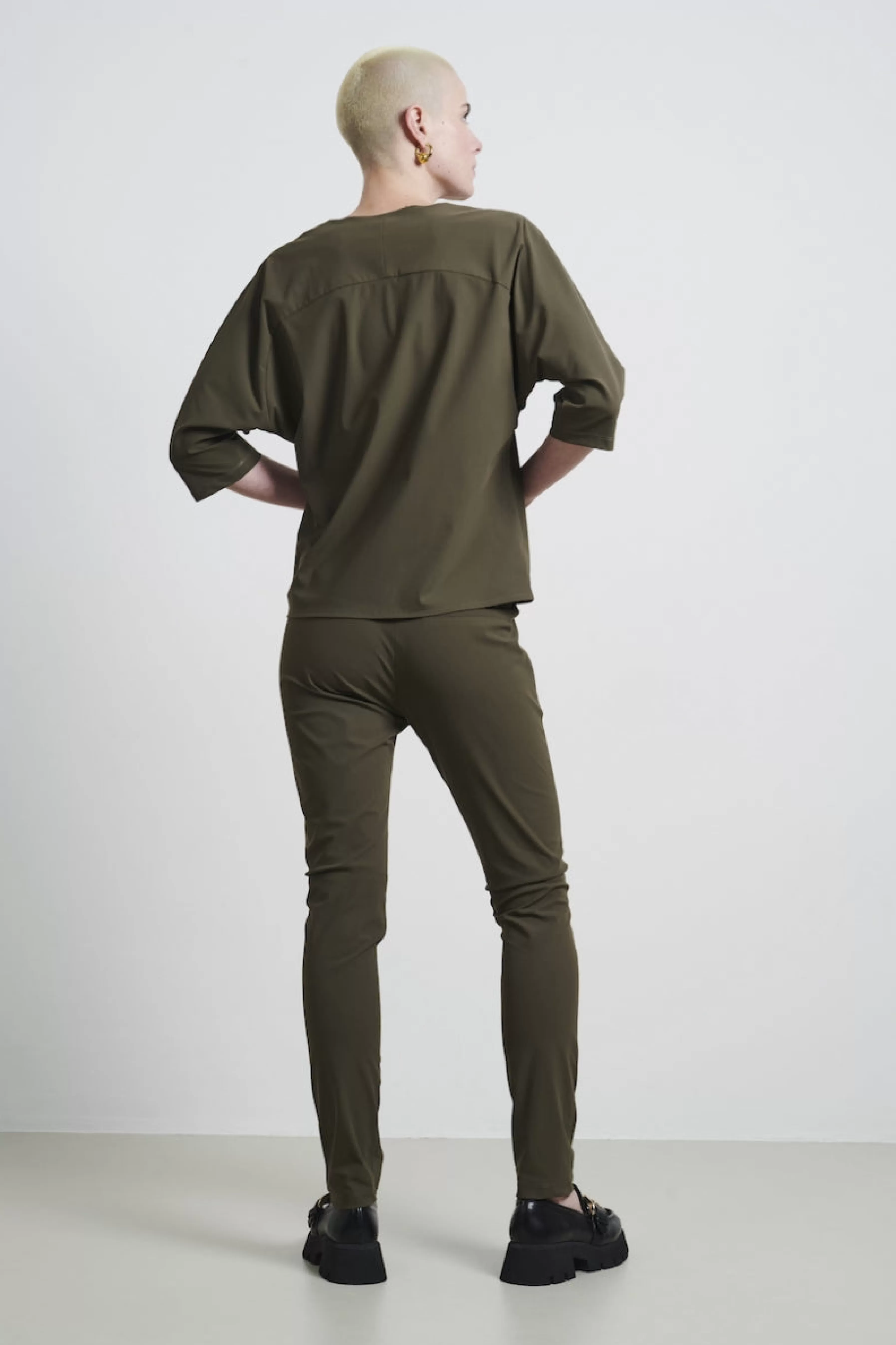 Best basic>Jane Lushka Top Veda Technical Jersey | Army